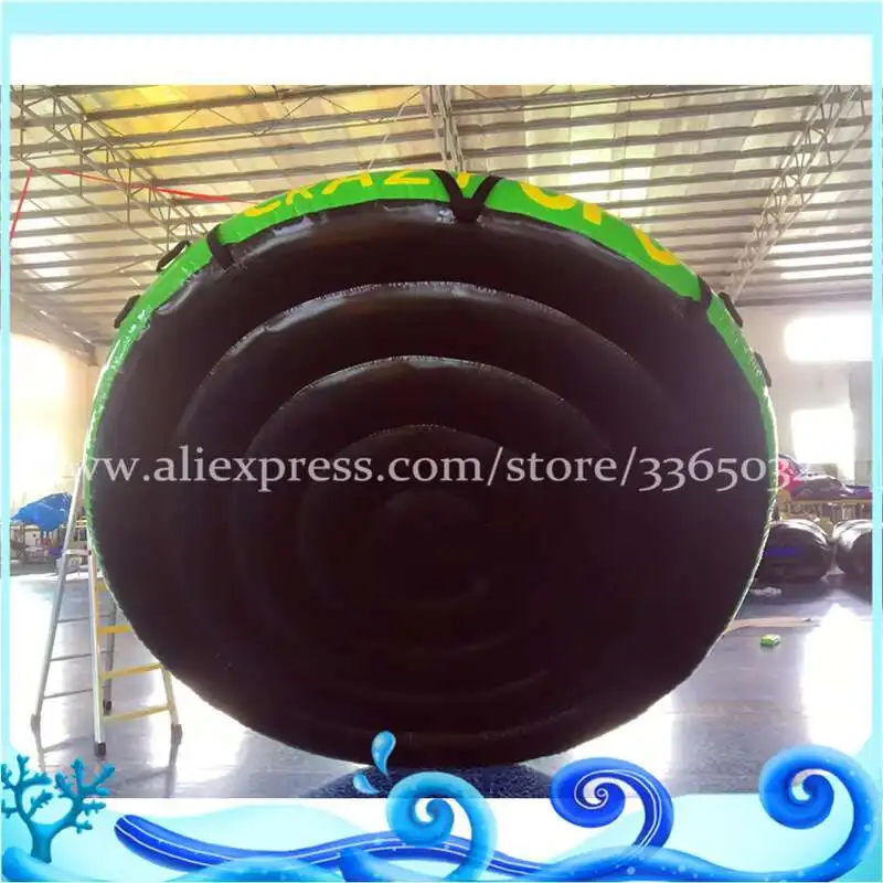 Tubi d'acqua trainabili in mare/Ufo pazzo gonfiabile/Giochi d'acqua sportivi gonfiabili