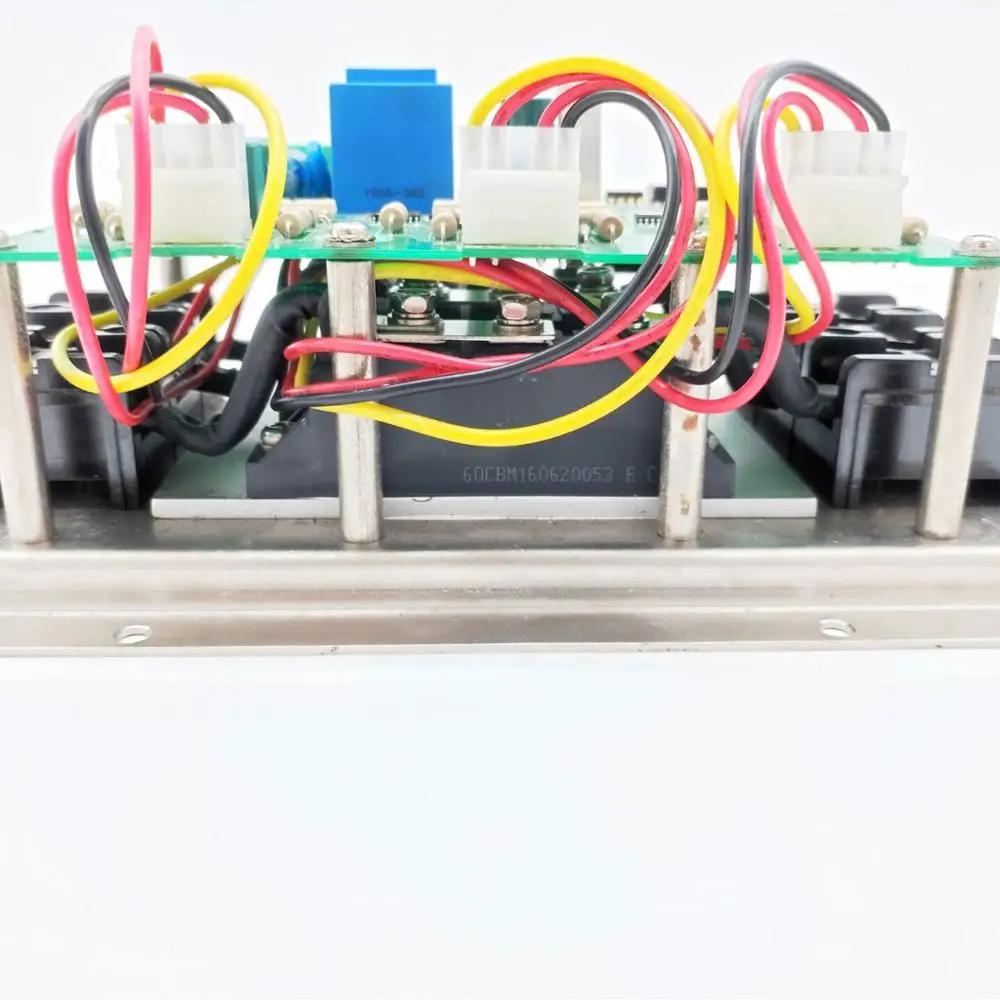 

3-фазный модуль плавного пуска двигателя Трехфазный компрессор плавного пуска для HVAC, теплового насоса и двигателя ниже 380 В, 30 л.с./22 кВт.