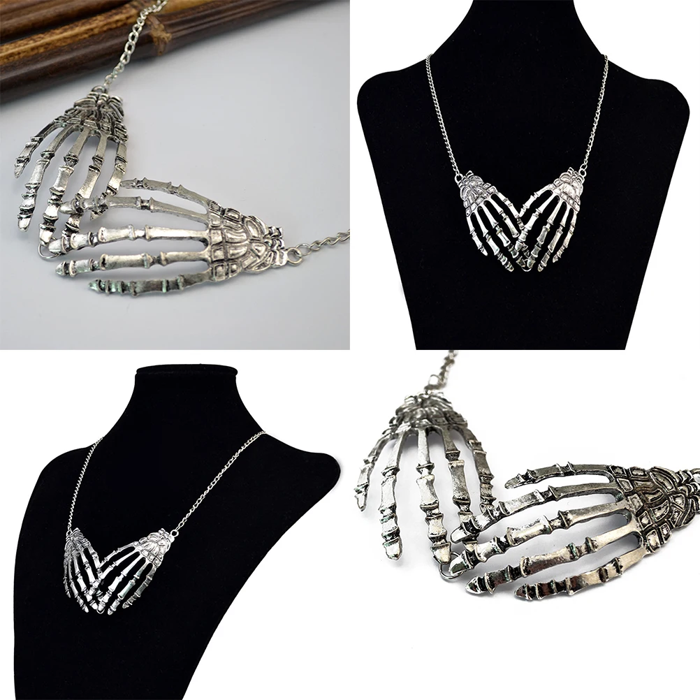 

Palm Bone Necklace Women Alloy Punk Jewelry Decor Halloween European and American Miss