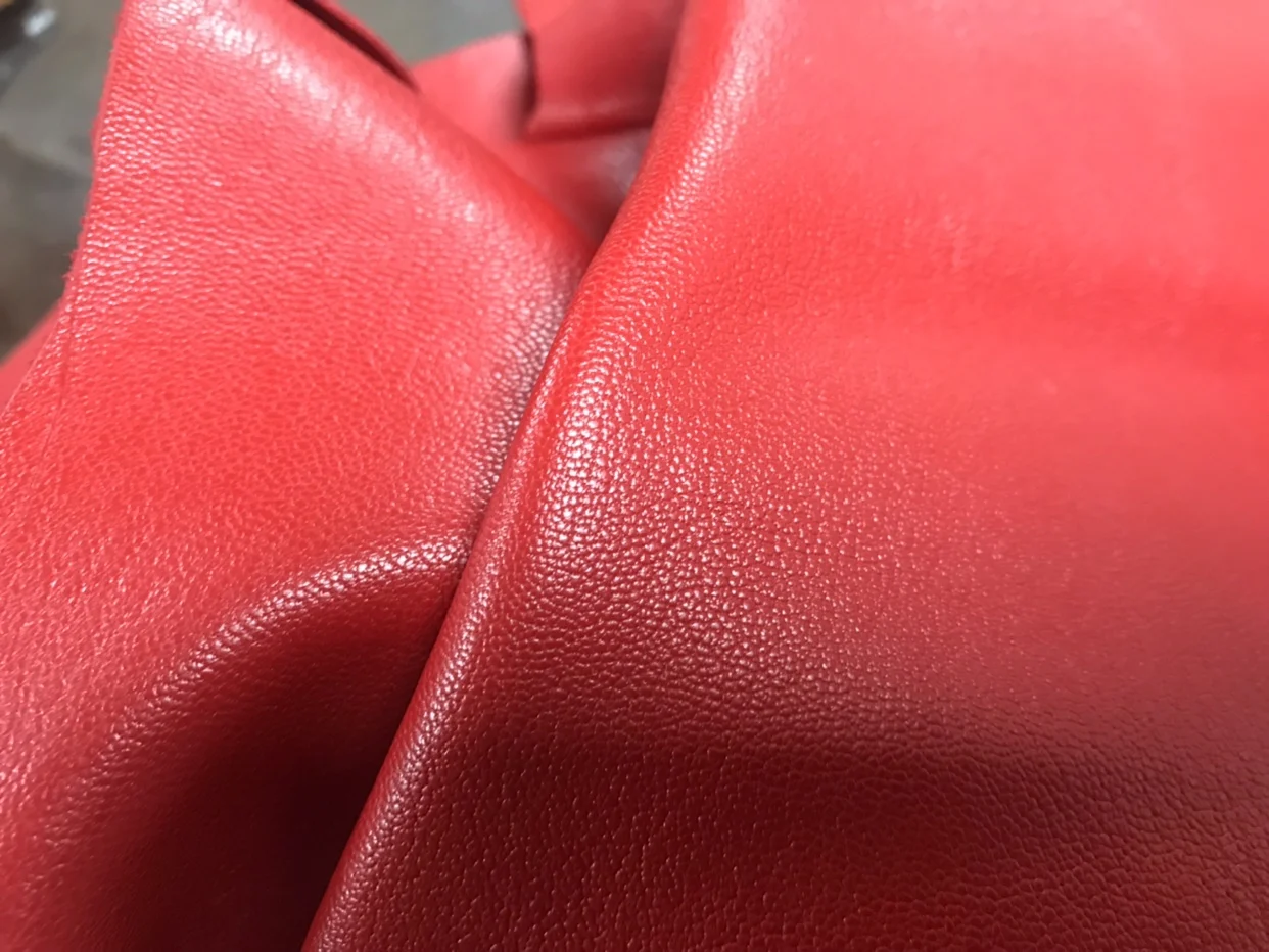 Bright Red Full-grain Sheepskin 4-5 SF 1.0mm thickness