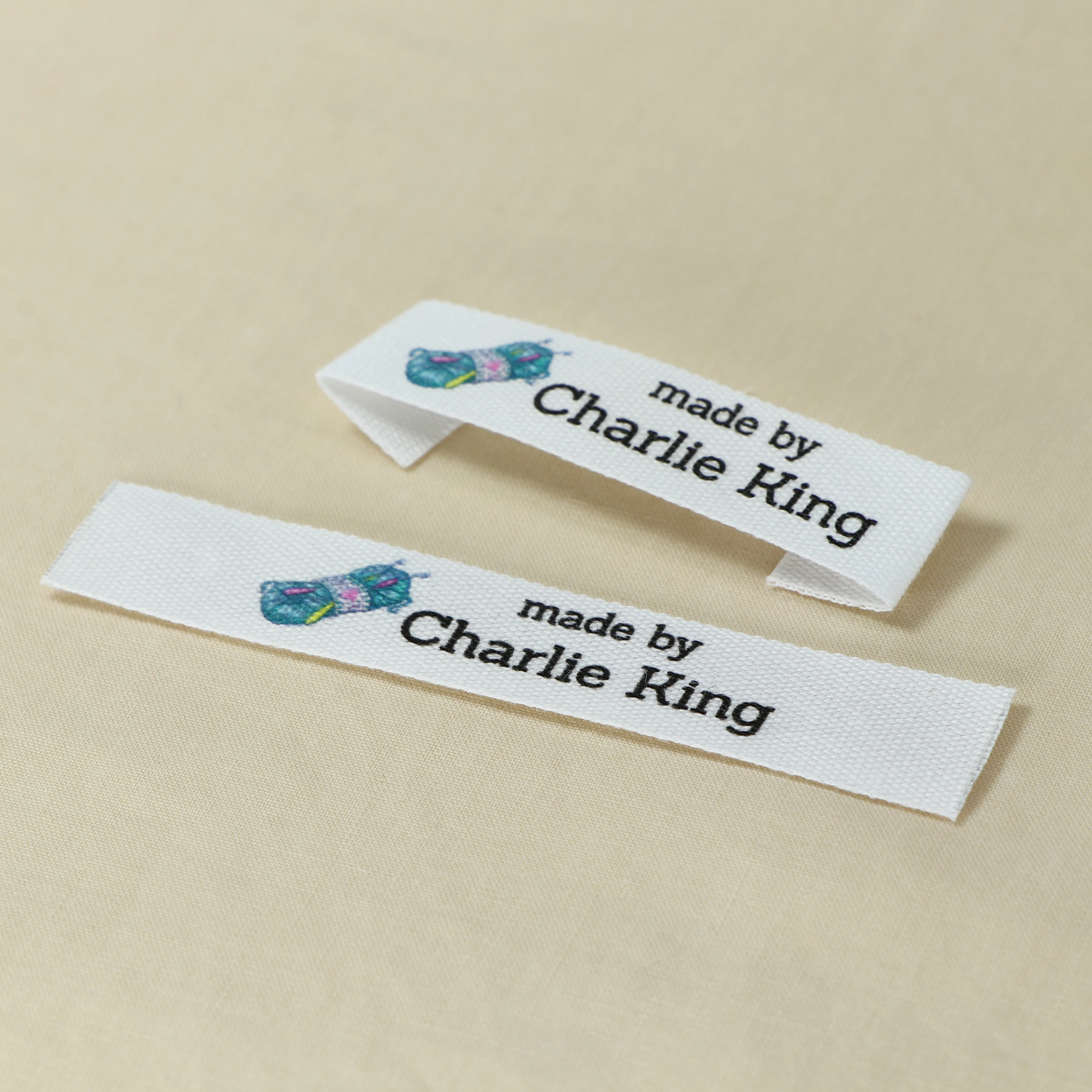 Custom Sewing label, Logo or Text - Custom Design, Personalized Brand ,  Sew on Cotton Fabric, Free shipping (FR293)