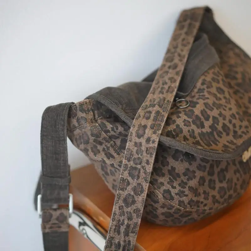 Borsa da donna in Denim di velluto a coste con stampa leopardata Sexy in stile europeo e americano Casual Versatile borsa a tracolla retrò personalizzata Trend