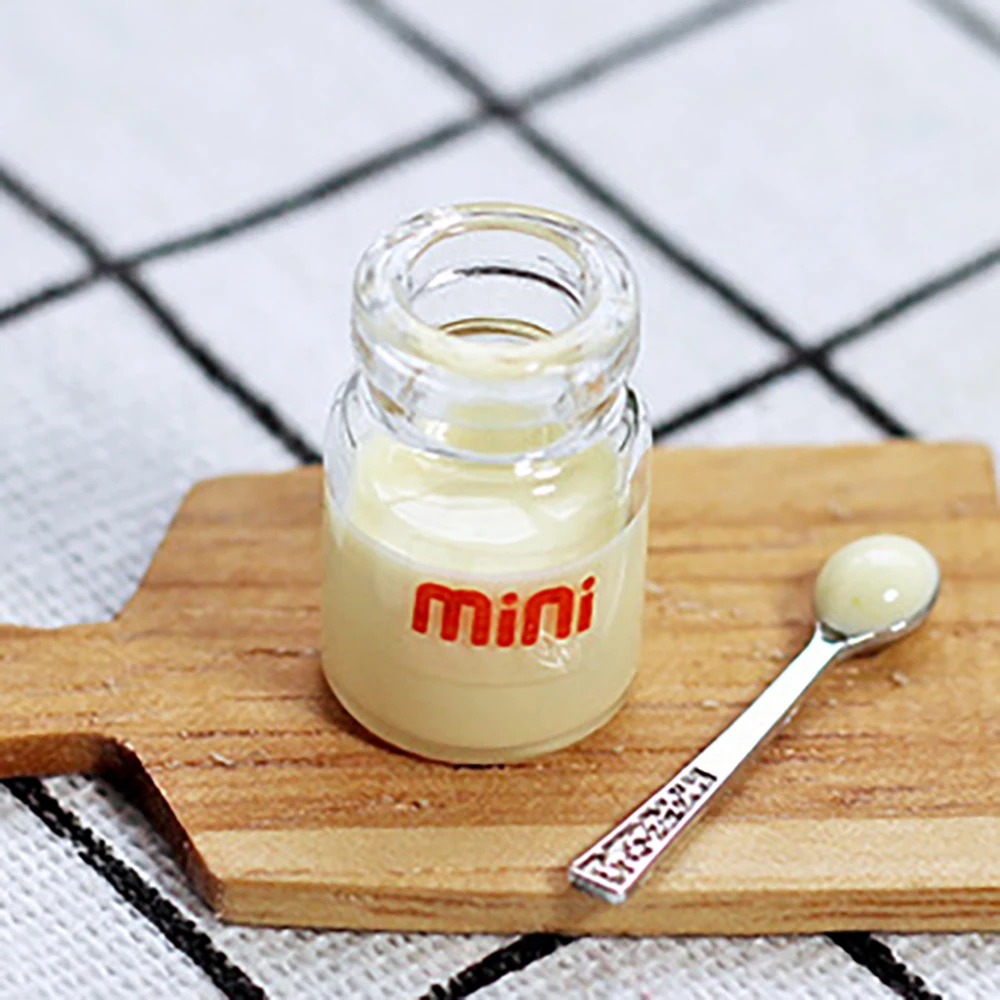 Accesorios en miniatura para casa de muñecas, Mini mermelada de Kiwi de leche condensada con miel y cuchara, modelo de comida para decoración de casa de muñecas ob11, 1/12