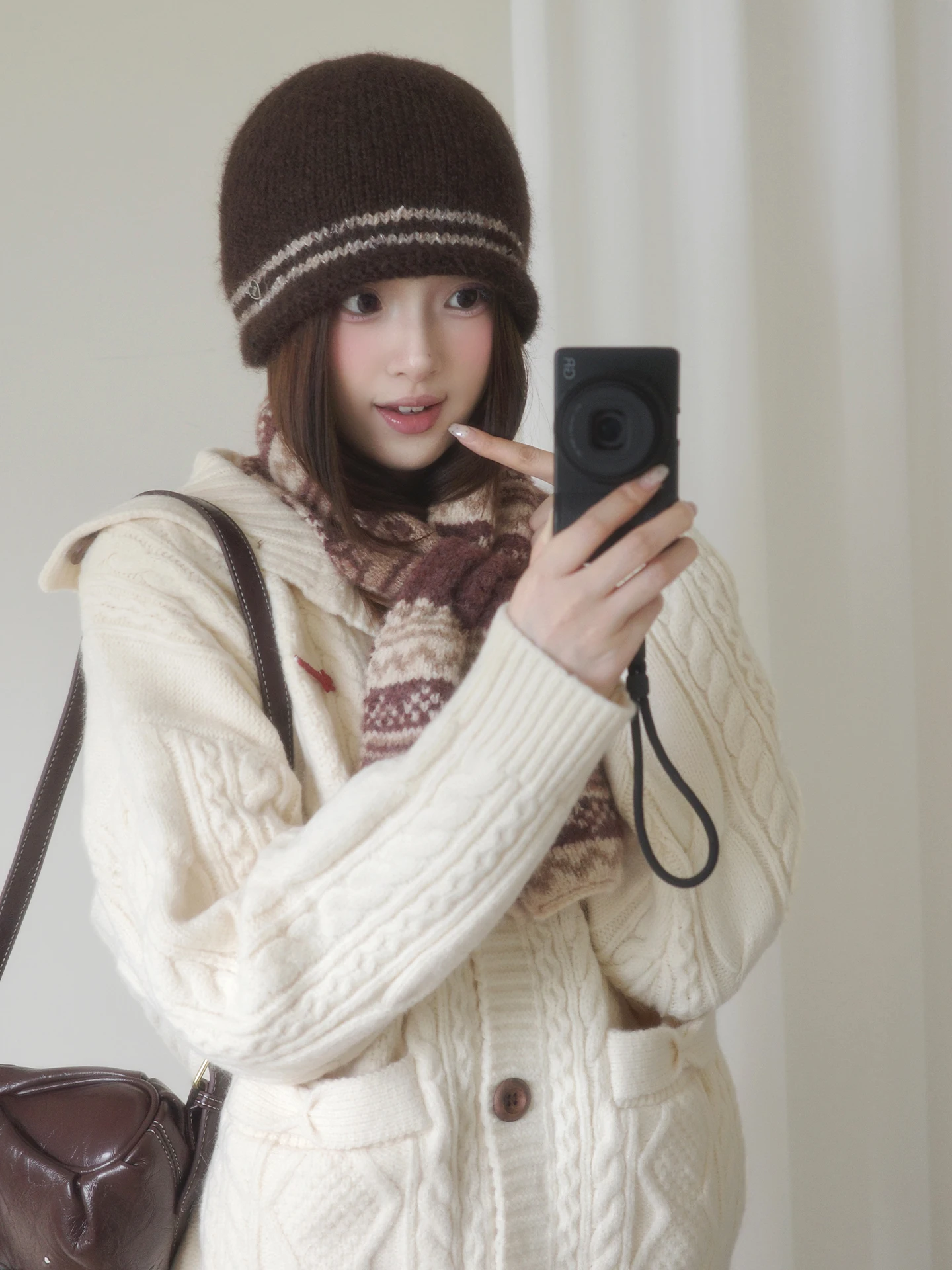 Maillard-Style Coffee Color Striped Cuffed Slouchy Beanie Women's Winter Warm Knitted Beanie Face-Slimming Skull Cap