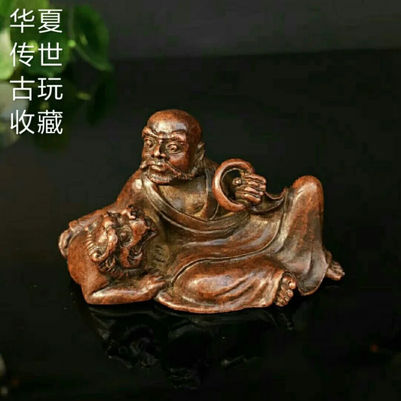 Exquisite collectible item: solid pure copper piece, carved with a figure of a tiger-worshiping arhat, used as a tea pet, paperw