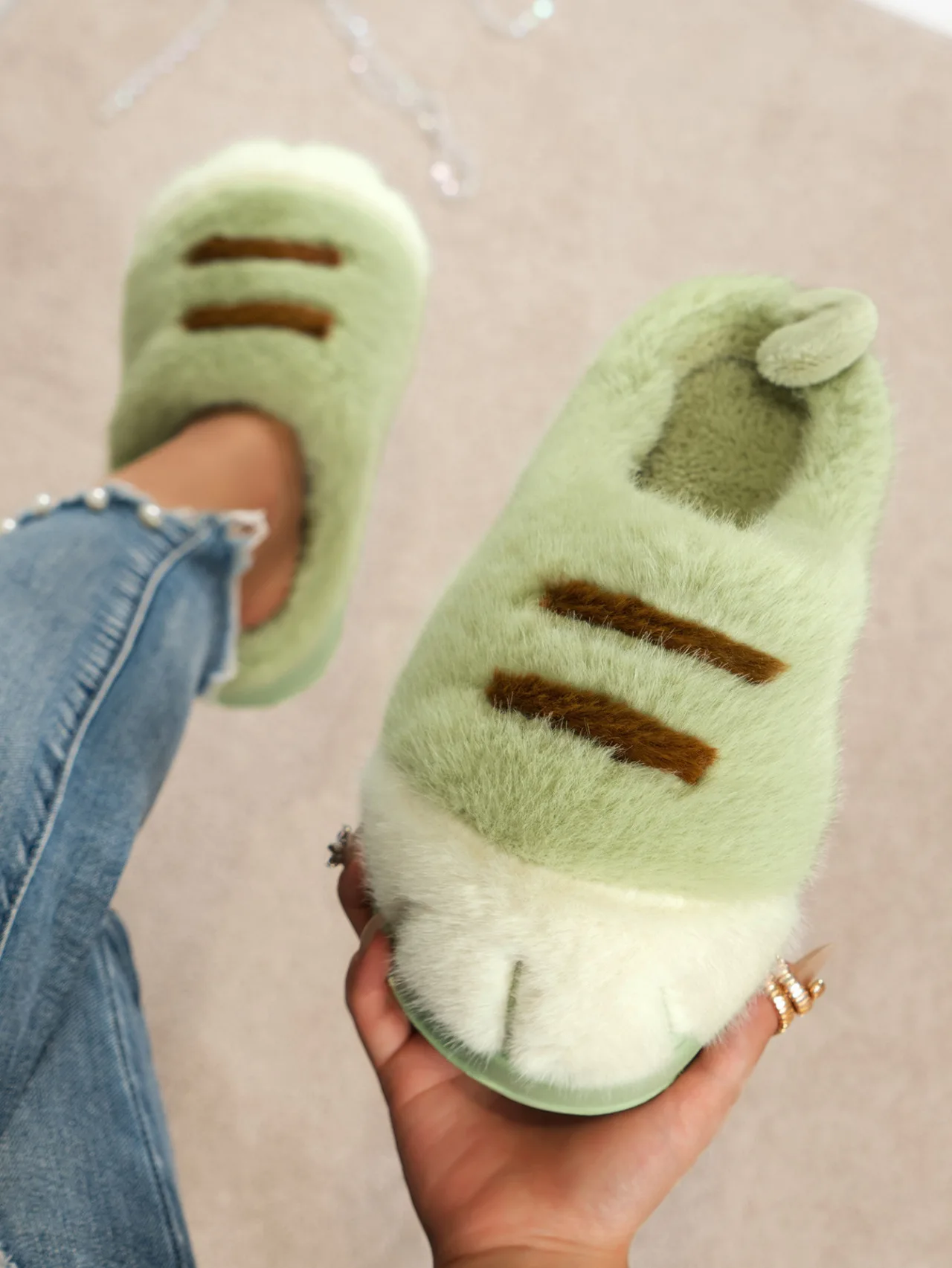 Neue Flauschige Katzenpfoten-Hausschuhe für Damen, Warme Winter-Pantoffeln, Lustige Flauschige Tierpfoten-Innenschuhe – Detail 19