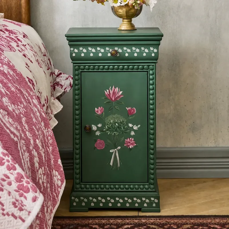 Retro Solid Wood Bedside Table Hand Painted Green Small Side Cabinet for Bedroom Storage High End Nightstand for Small