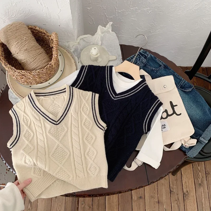 

Children's Vest2025Spring Children's Clothing for BoysVCollar Vest Knitted Striped Fashionable Sweater Tide