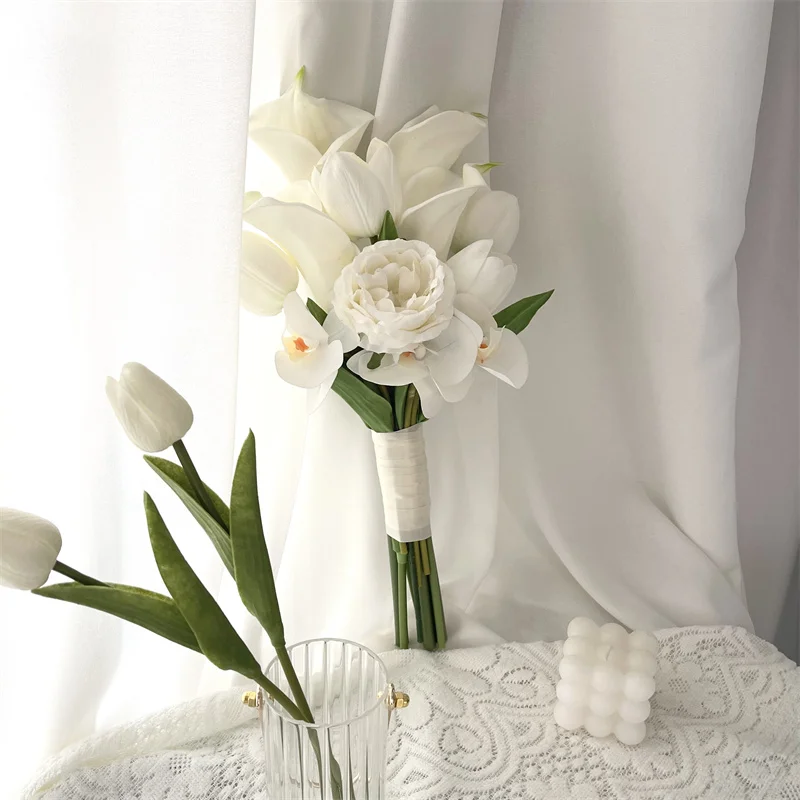 Real Touch Bride Bouquet flowers White Wedding Simulation Tulip Calla Lotus bouquet couple Bridesmaid Bouquet de Mariage Mariée