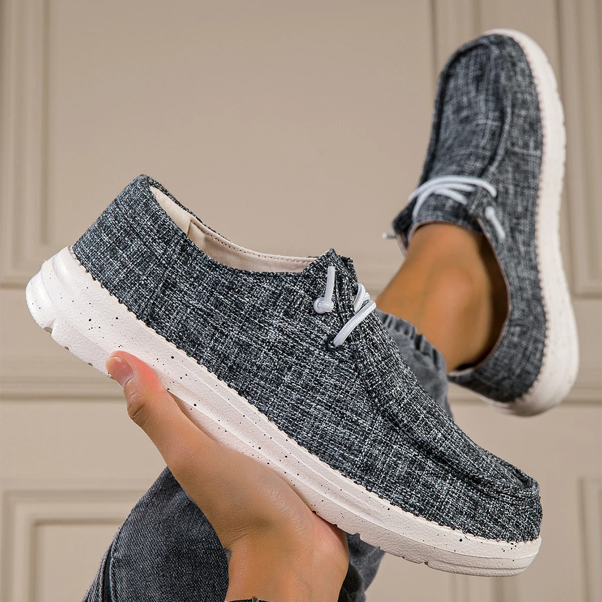 المتأنق أحذية الرجال حذاء قماش الصيف حذاء بدون كعب الرجال الأخفاف تنفس مريحة زائد حجم كبير 48 49 50