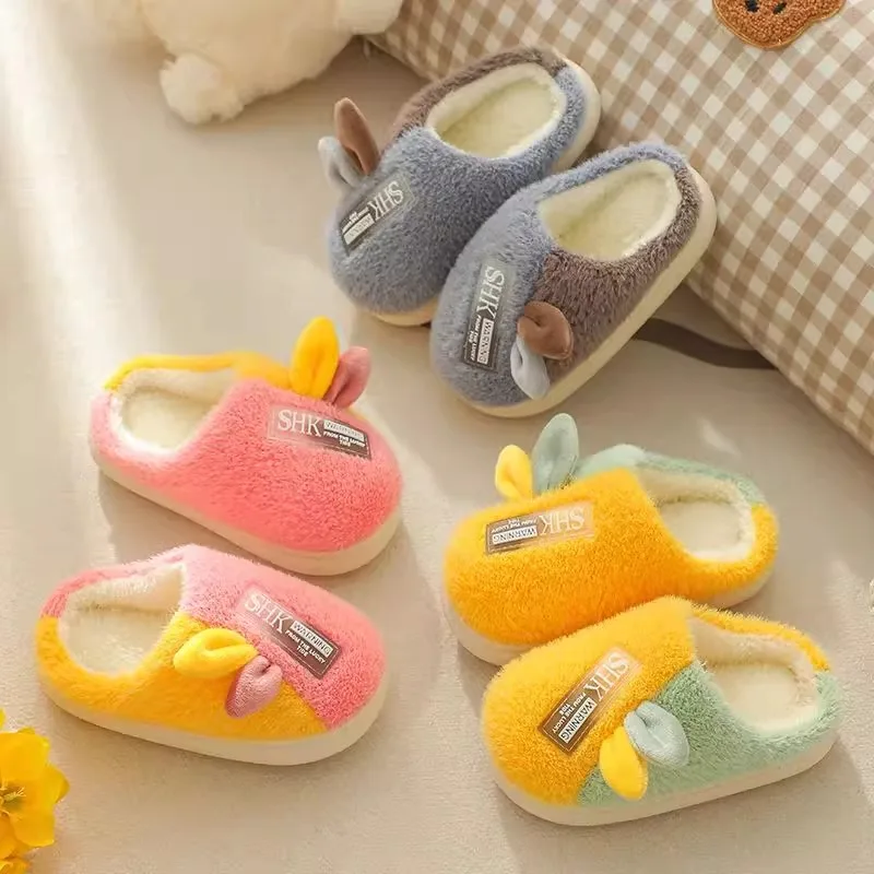 

2025 Autumn and Winter Boys' Cotton Slippers Girls' Parent-child Shoes Indoor Plush Anti Slip Cute Children's Woolen Slippers