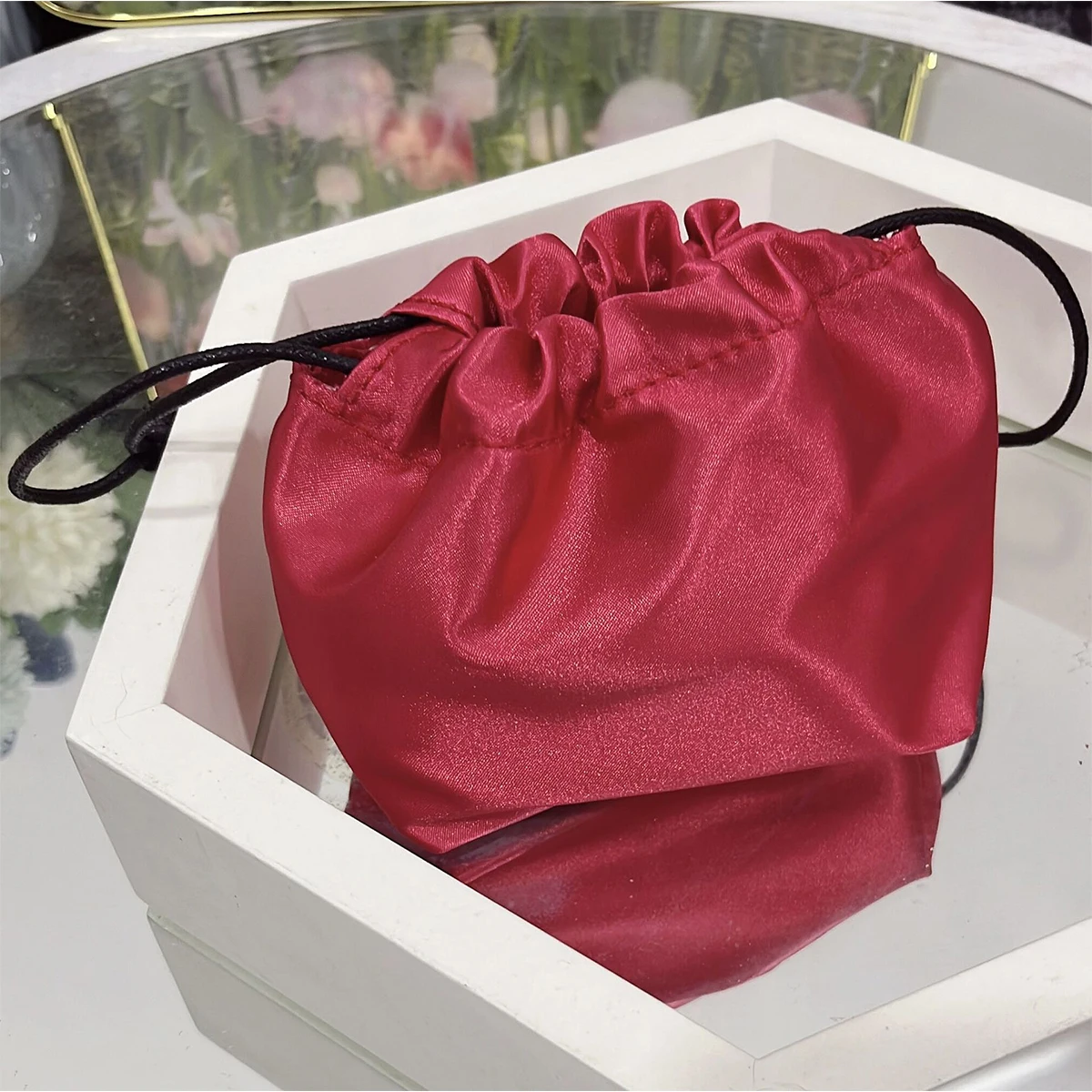 Fashion Mini Tote Bag Flowers Bucket Bag Women French Drawstring Makeup Bag PU Leather Wristlet Purse For Dress Party Dating