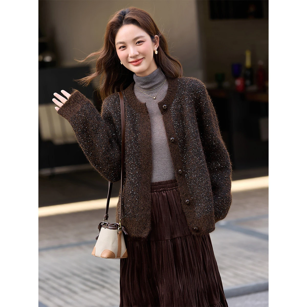 VIMLY سترة نسائية مزينة بالترتر لشتاء 2025 سترات نسائية محبوكة برقبة دائرية سترات نسائية تريكو سميكة وفضفاضة غير رسمية 30361 #1