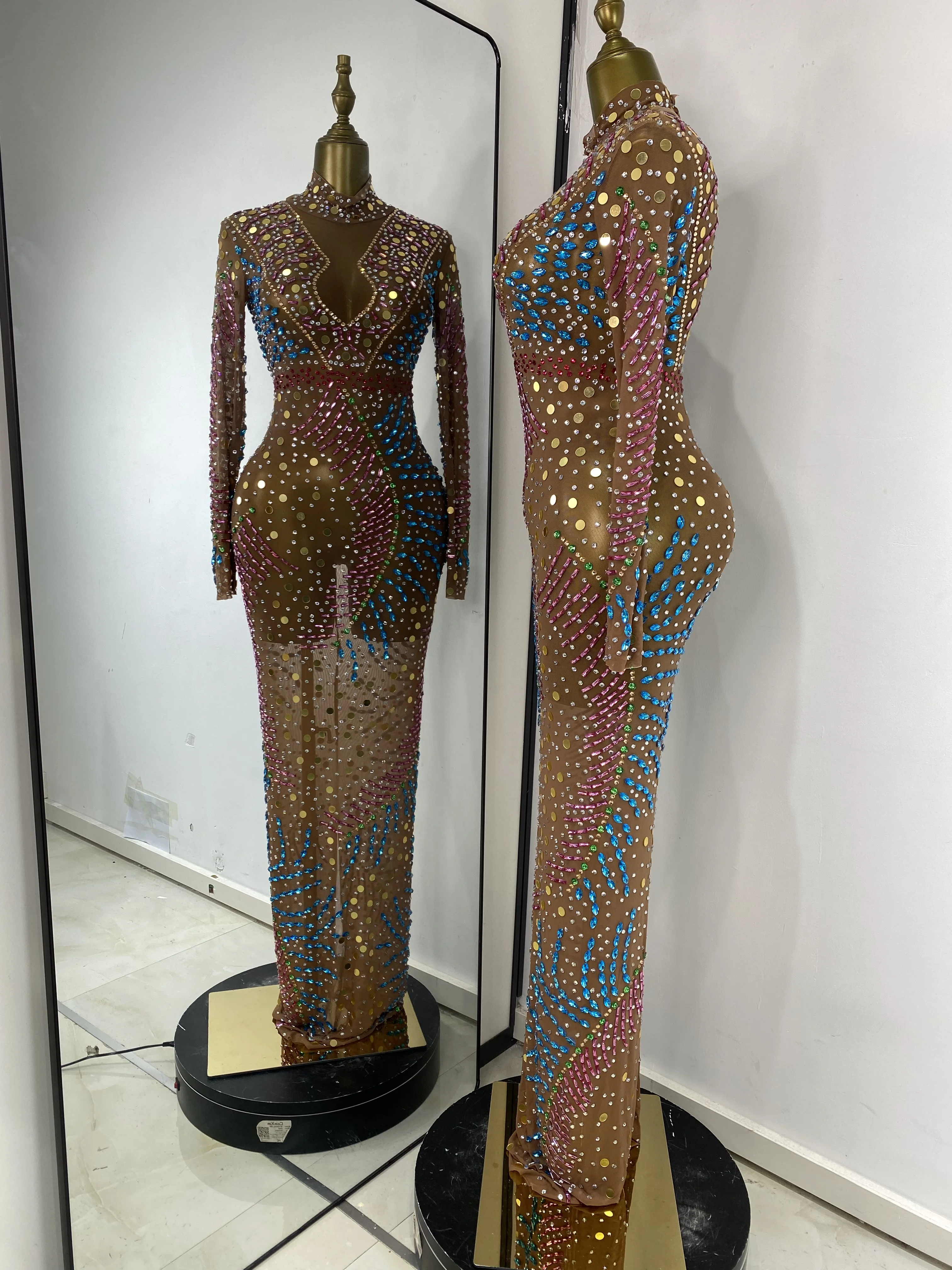 Women Luxury Prom Gowns Colorful Rhinestones Sequines Shiny Dress Elegant Long Sleeve Turtleneck Brown Mesh Long Stage Costumes