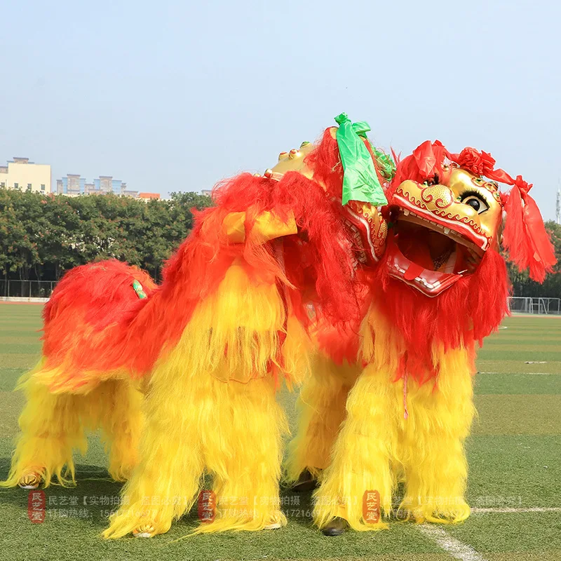 Smiling Beijing Lion Duel Dance Lion North Performance Costume Prop Set