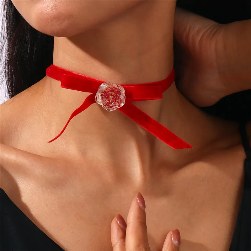 Aihua Sexy rote Samt-Choker-Halsketten für Frauen, Kristall-Herz-Halskette, Braut, Hochzeit, Party, Schmuck am Halskragen – Detail 8
