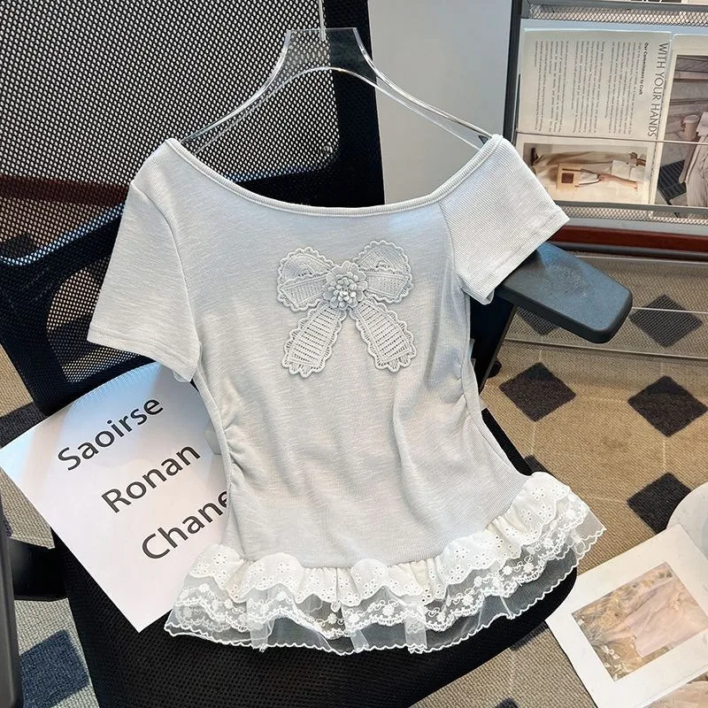 Summer Korean-style Off-the-shoulder Short-sleeved T-shirt for Women Slimming Form-fitting with Lace Hem and Bow　lace Stitching