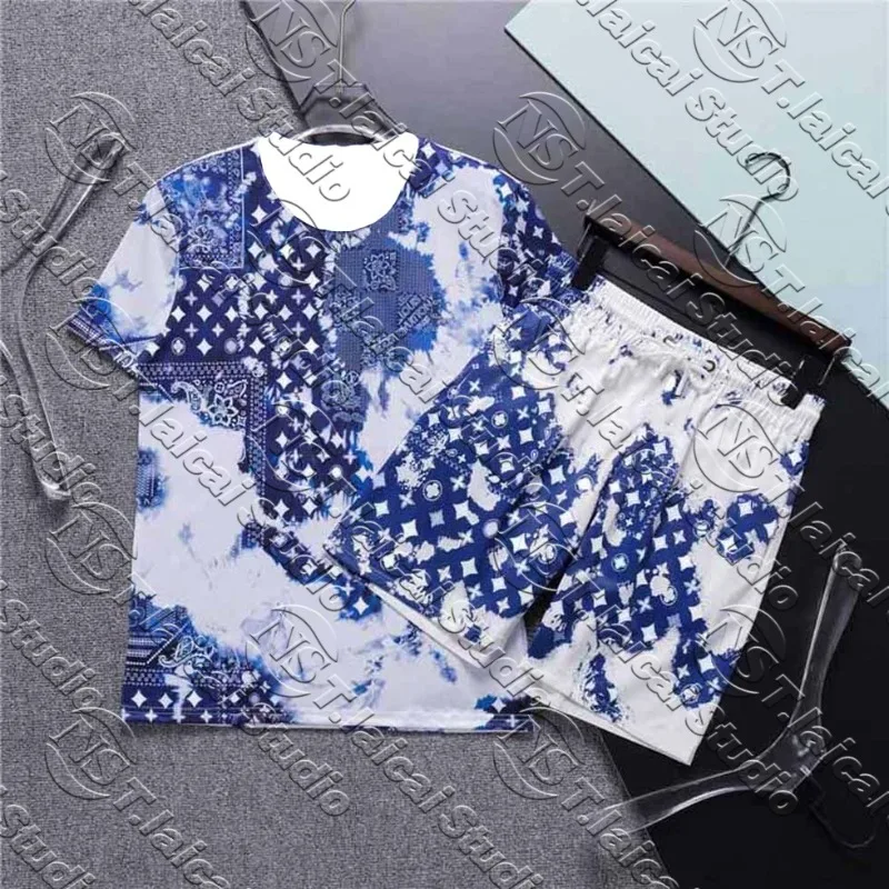 

Men's Summer Streetwear Loose-fit round Neck Short Sleeve Full Letter Print Casual Set American Style