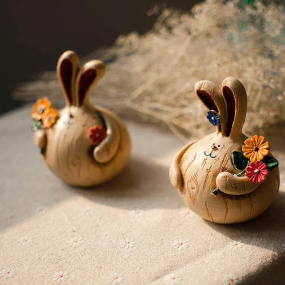 Garlic Shaped Fat Rabbit Resin Figurine, Cute Long Ear Couple Bunny Doll Ornament, UniqueRustic Pastoral Home Desktop Decoration
