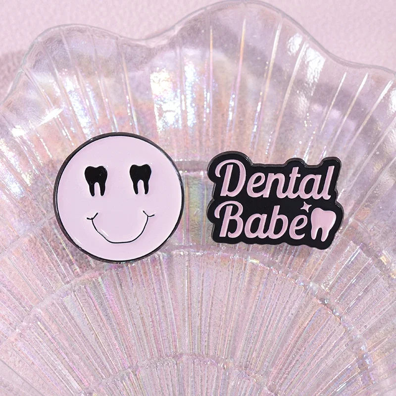 Broche de dientes de dibujos animados, Pin de esmalte personalizado para dentistas, amigos, joyería, insignia linda, mochila, solapa, regalo