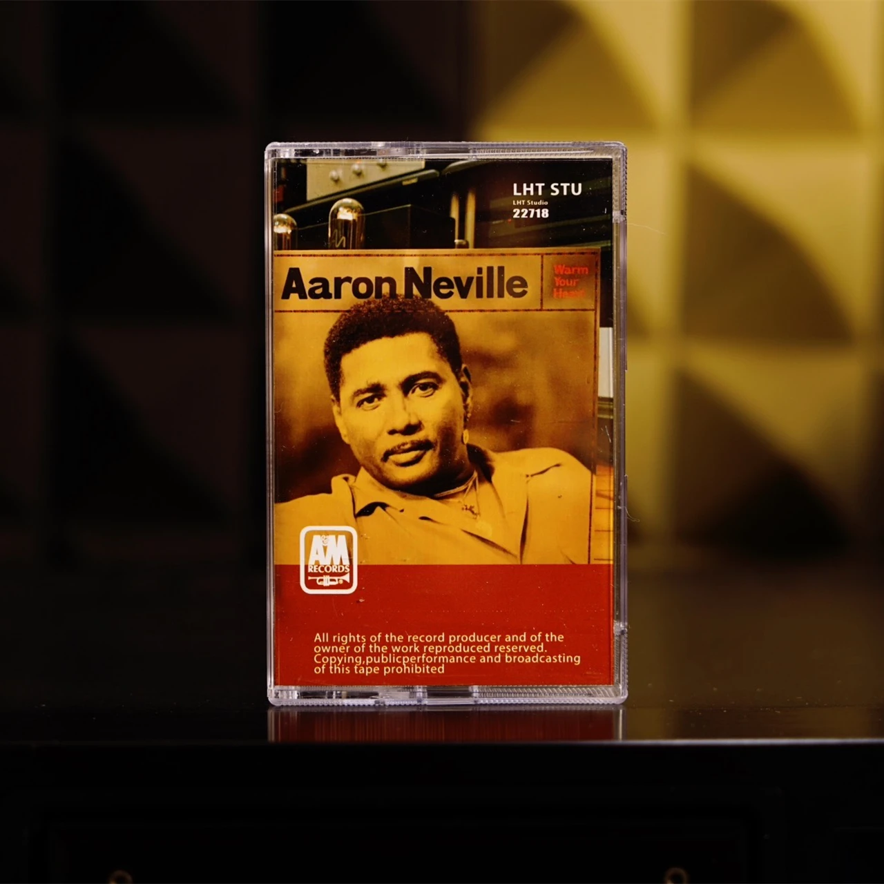 

R&B Aaron Neville Music Tape Warm Your Heart Album Cassettes Cosplay Walkman Recorder Car Soundtracks Box Party Music Collection
