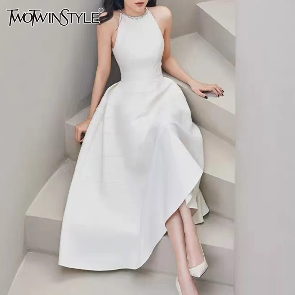 

TWOTWINSTYLE Solid Slimming Temperament Dresses for Women Round Neck Sleeveless Patchwork Diamonds Dress Female Elegant Clothing
