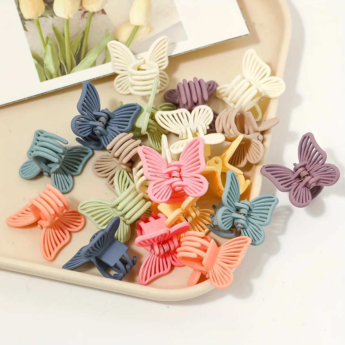 

New Random 20Pcs Mini Butterfly Hairpin Colorful Hair Claw Women Hair Claw Clips Crab Barrettes Girls Hair Accessories