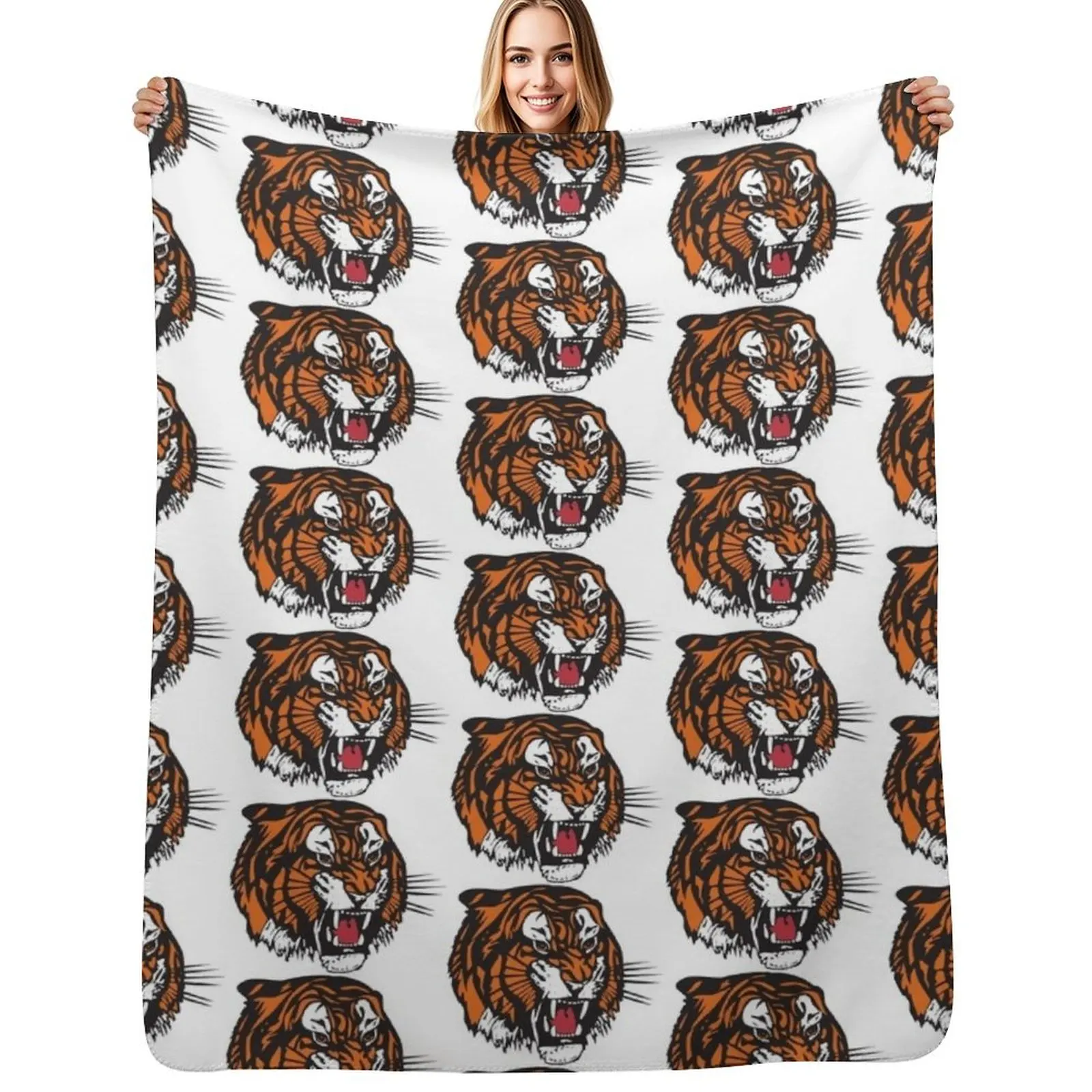 Medicine Hat Tigers Throw Blanket Sofa Quilt halloween Thermal Bed Fashionable Bed linens christmas decoration Blankets