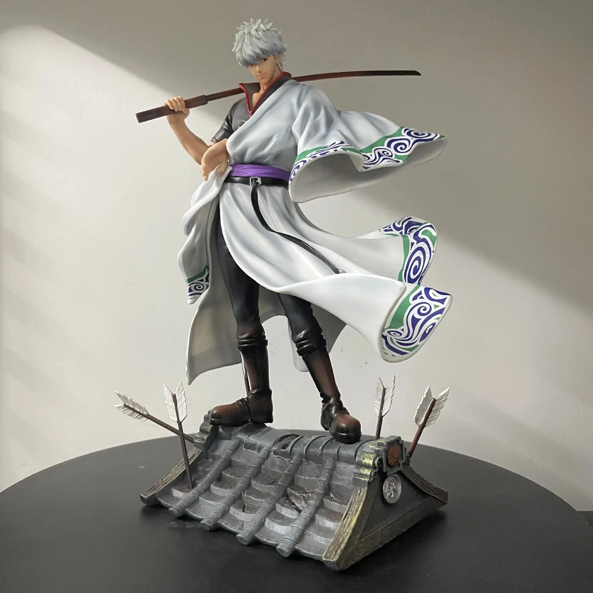 

30cm Gintama Gintoki Limited 2.0 Version Upgraded Face Gk Rooftop Scene Figure Anime Model Statue Desktop Decoration Gifts