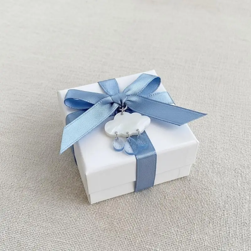 Charming Raindrop Cloud Keychain with Stylish Charms for Eye-catching Phone and Bag Accessories