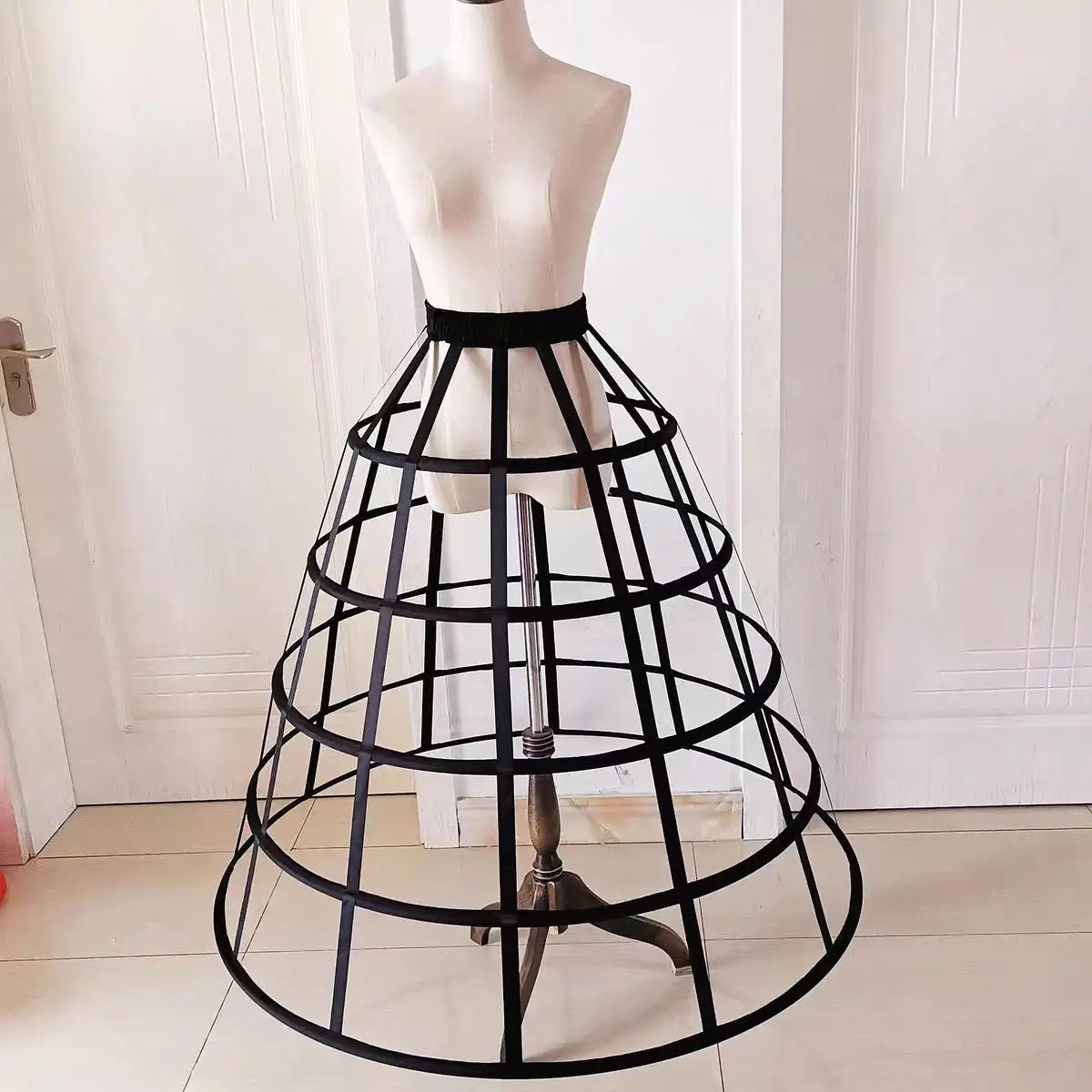 Women Lolita Hollow Lotus Leaf Lace Bird Cage Fish Bone Skirt 5 hoops Cosplay Dress Skirt Petticoat Bride Wedding Dress Lining