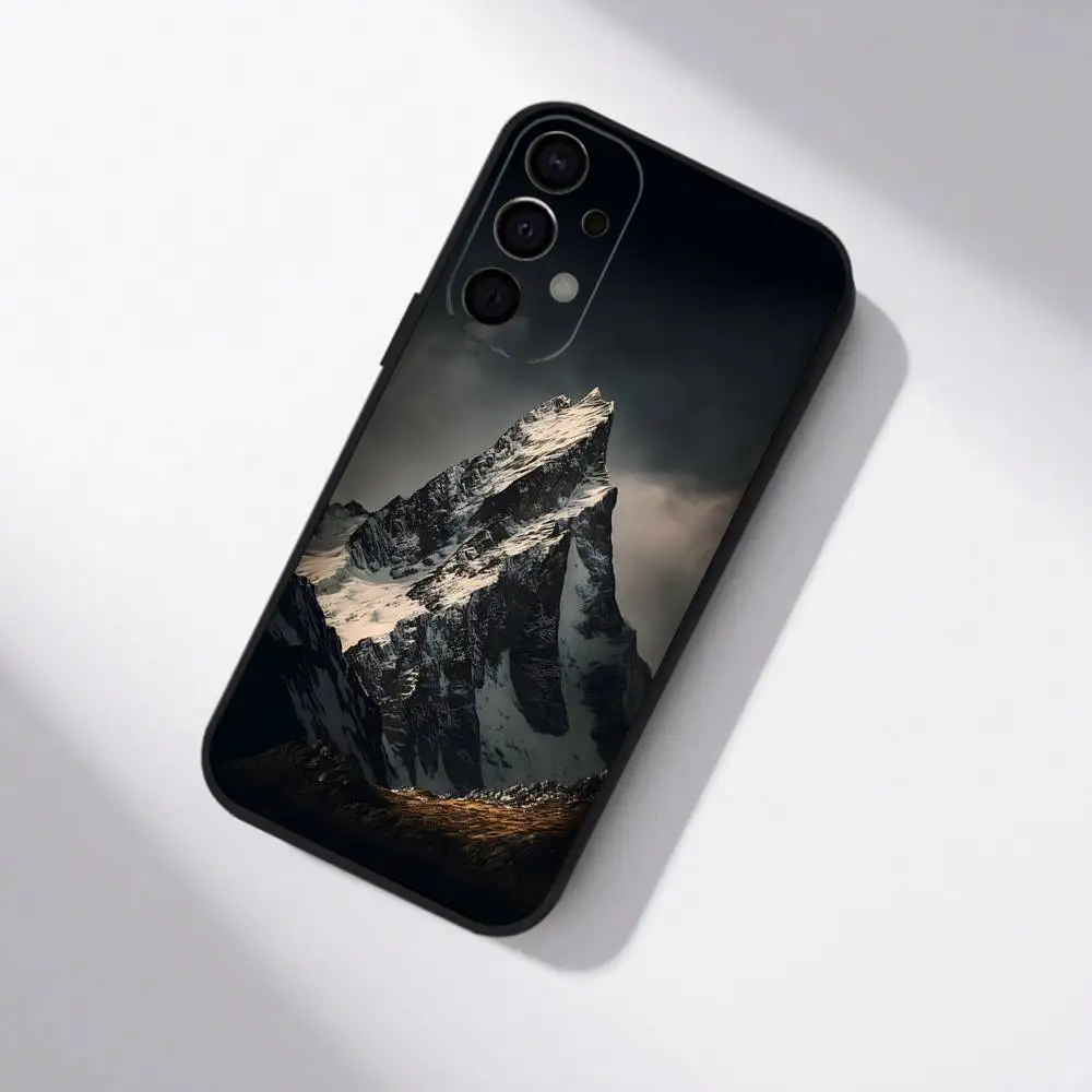 De Swiss Mountain Matterhorn in Zermatt telefoonhoesje voor Samsung S25, S24, S21, S22, S23, S30, Ultra, S20, Plus, Fe, Lite, 5G zwarte cover