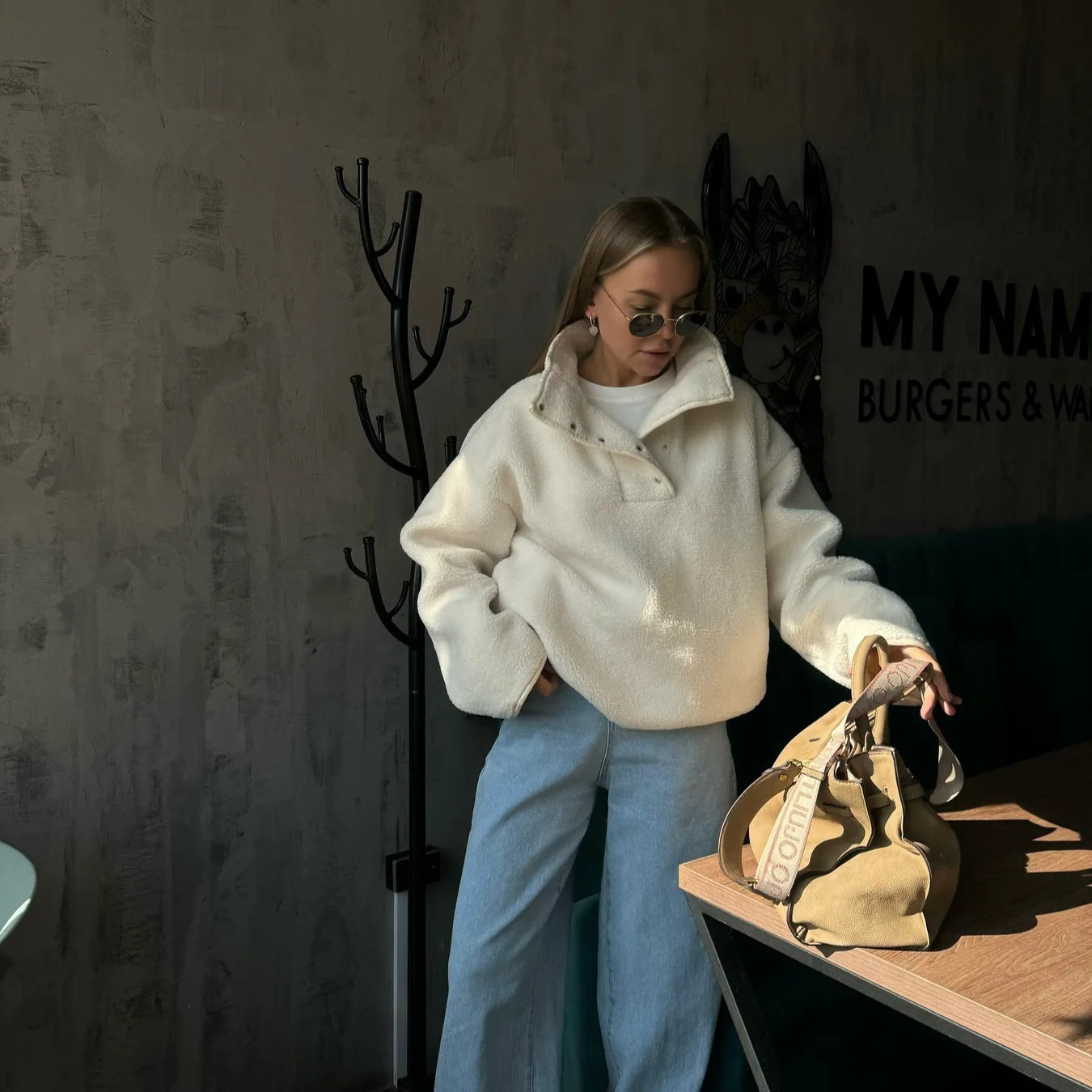 Autunno Inverno Nuovo Design Sense Giacca con risvolto tinta unita Top caldo con bottoni semplici e versatili da donna