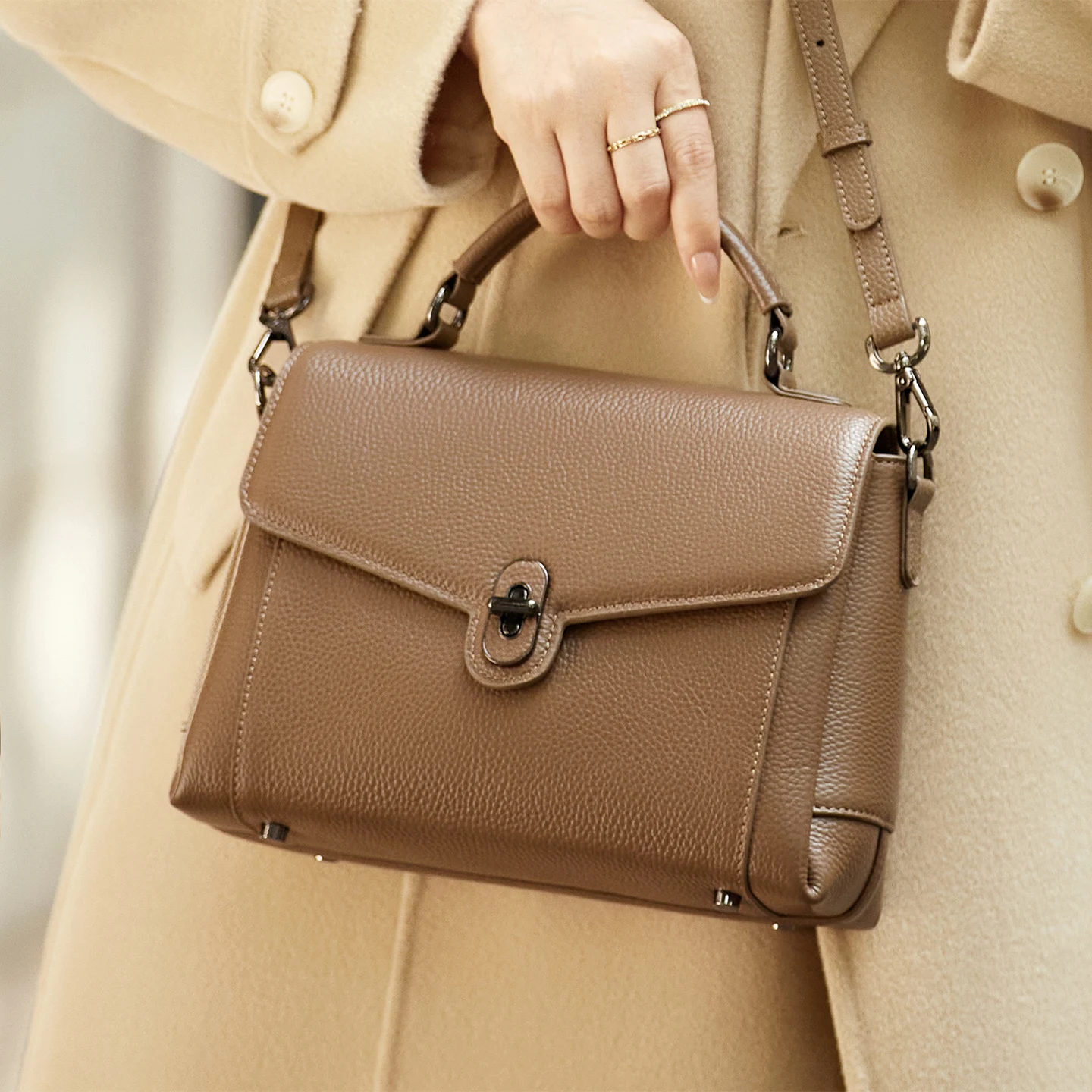 

Handcraft New Real Leather Bag Embossed Hot Color Genuine Leather Handbag Shoulder Bags Women Flap Female Fashion 2026#YC681