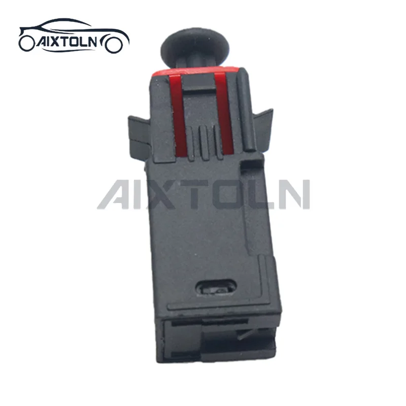 55701395 Brake Light Switch Good Quality For Fiat 500 Punto Opel Vauxhall Astra Corsa Meriva Saab 9-3 Car Spare Parts 55 701 395