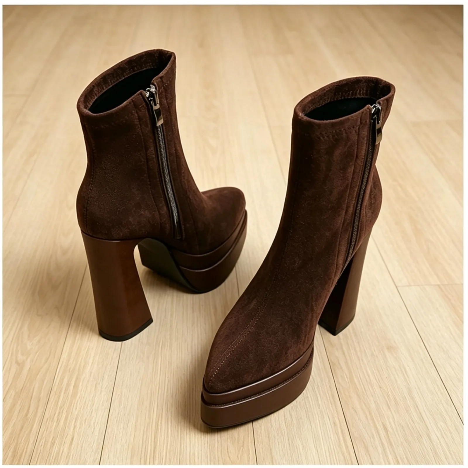 Retro Chunky Heel Braune Damen-Stiefeletten 2026 Herbst/Winter Neu Dicke Sohle Spitze Zehe Modische Hochhackige Stiefeletten