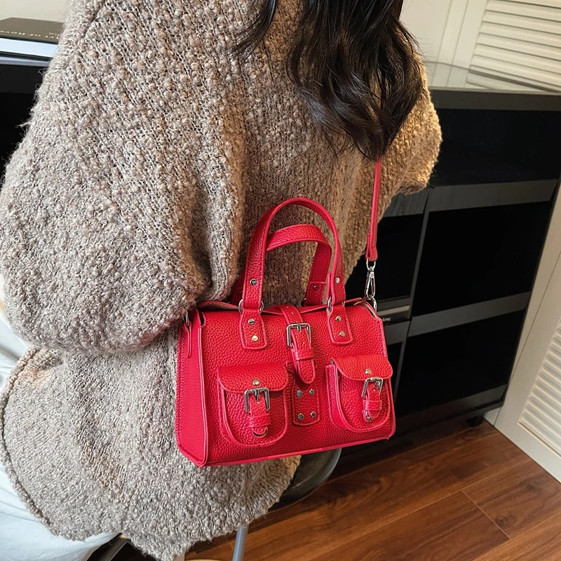 

Elegant Women Leather Luxury Fashion Designer Classic Tote Shoulder Bag Crossbody Handbag For Everyday Chic Fashion