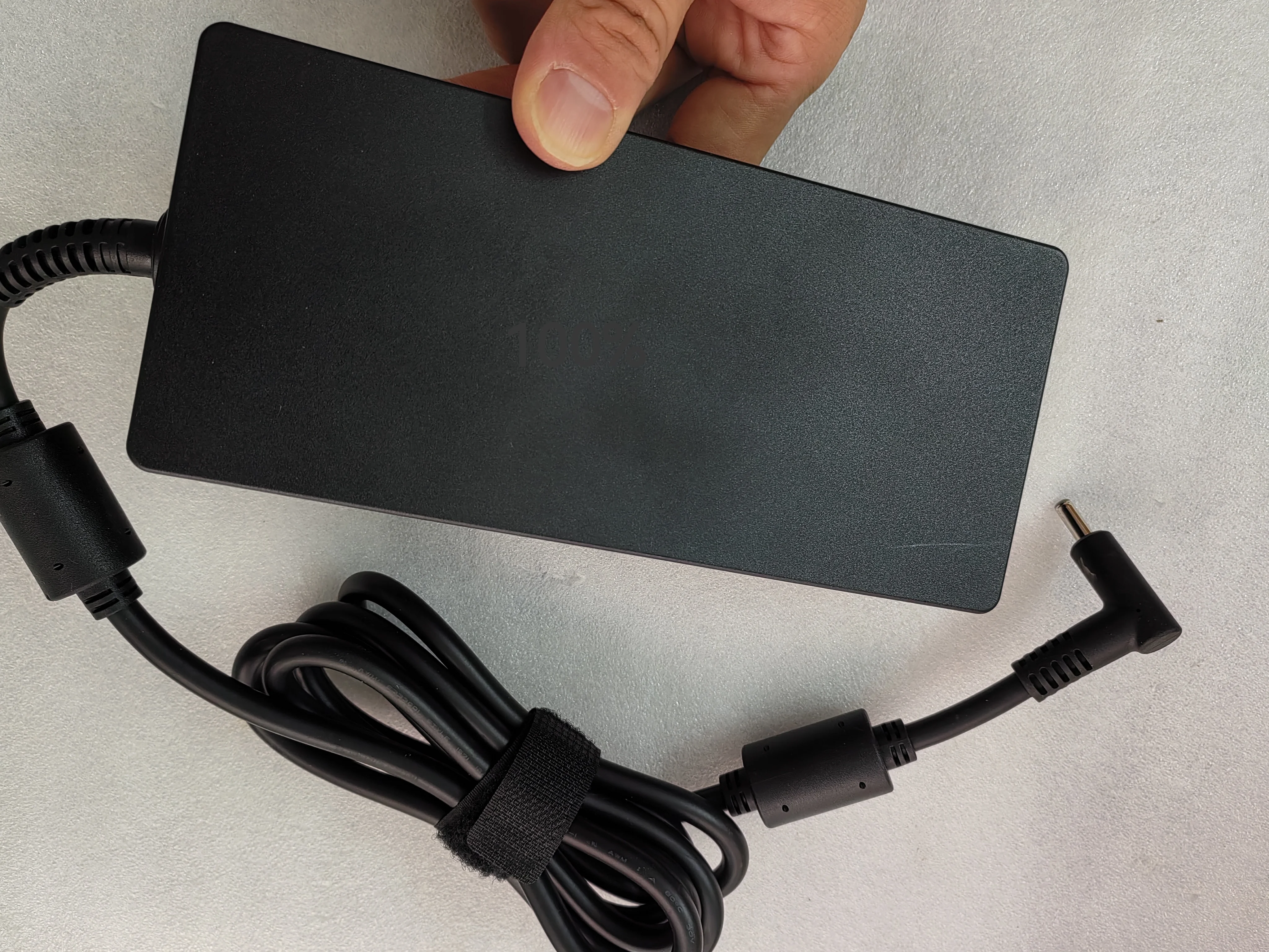 OEM Chicony 19.5V 16.9A A23-330P2A 4.5mm pin 330W AC Adapter A330A043P For ThundeRobot R16 2025 RTX5080 Gaming Laptop