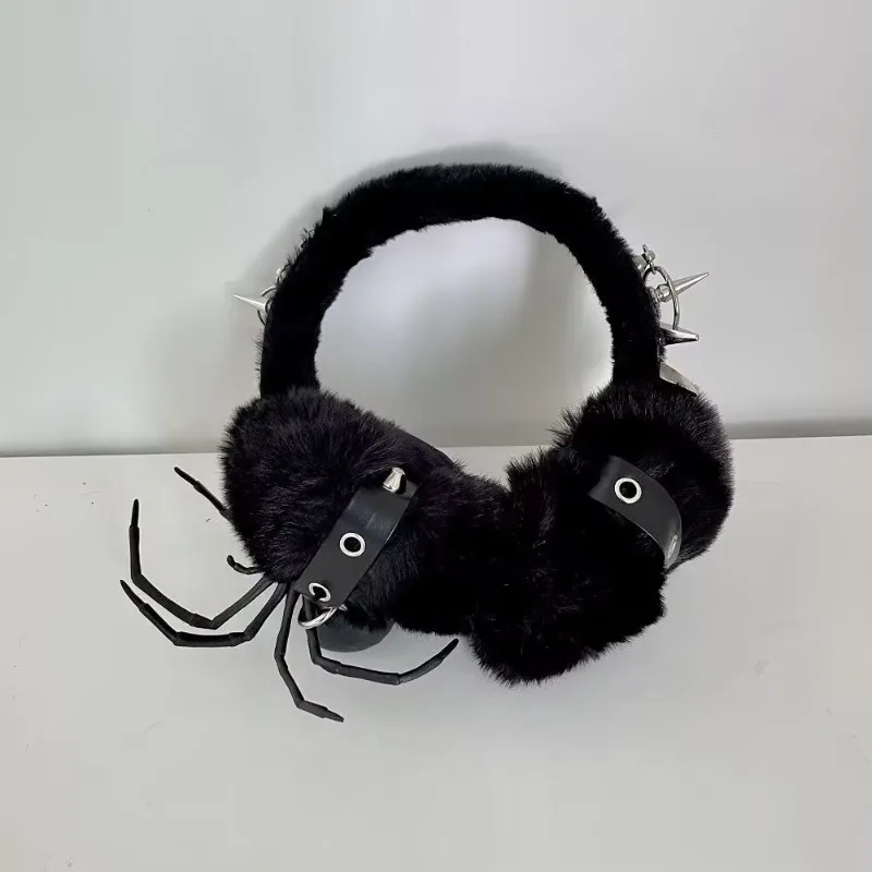 Neue handgemachte Venom Spider Plüsch Ohrenschützer dunkel schwarz Punk Nieten warme Subkultur Ohrenschützer faltbare Winter-Accessoires für Mädchen