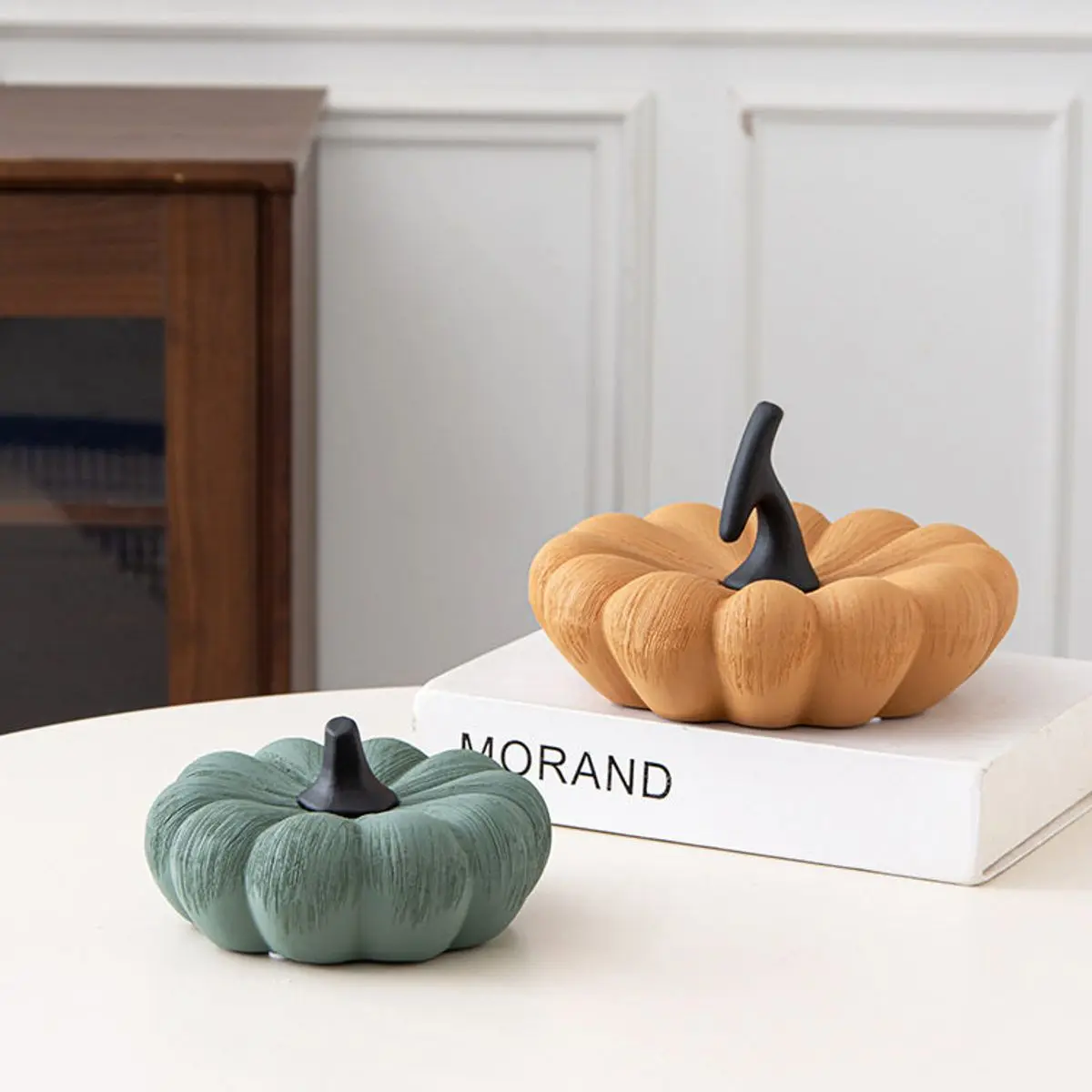

Современные минималистичные керамические украшения в виде тыквы для винных шкафов, журнальные столики, прихожие, столешницы, мебель для дома, мягкие украшения
