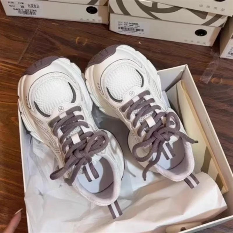 2026 Summer Women's Lightweight Dad Shoes Thick Sole Mesh Breathable Comfort Sneakers Small Looking Foot