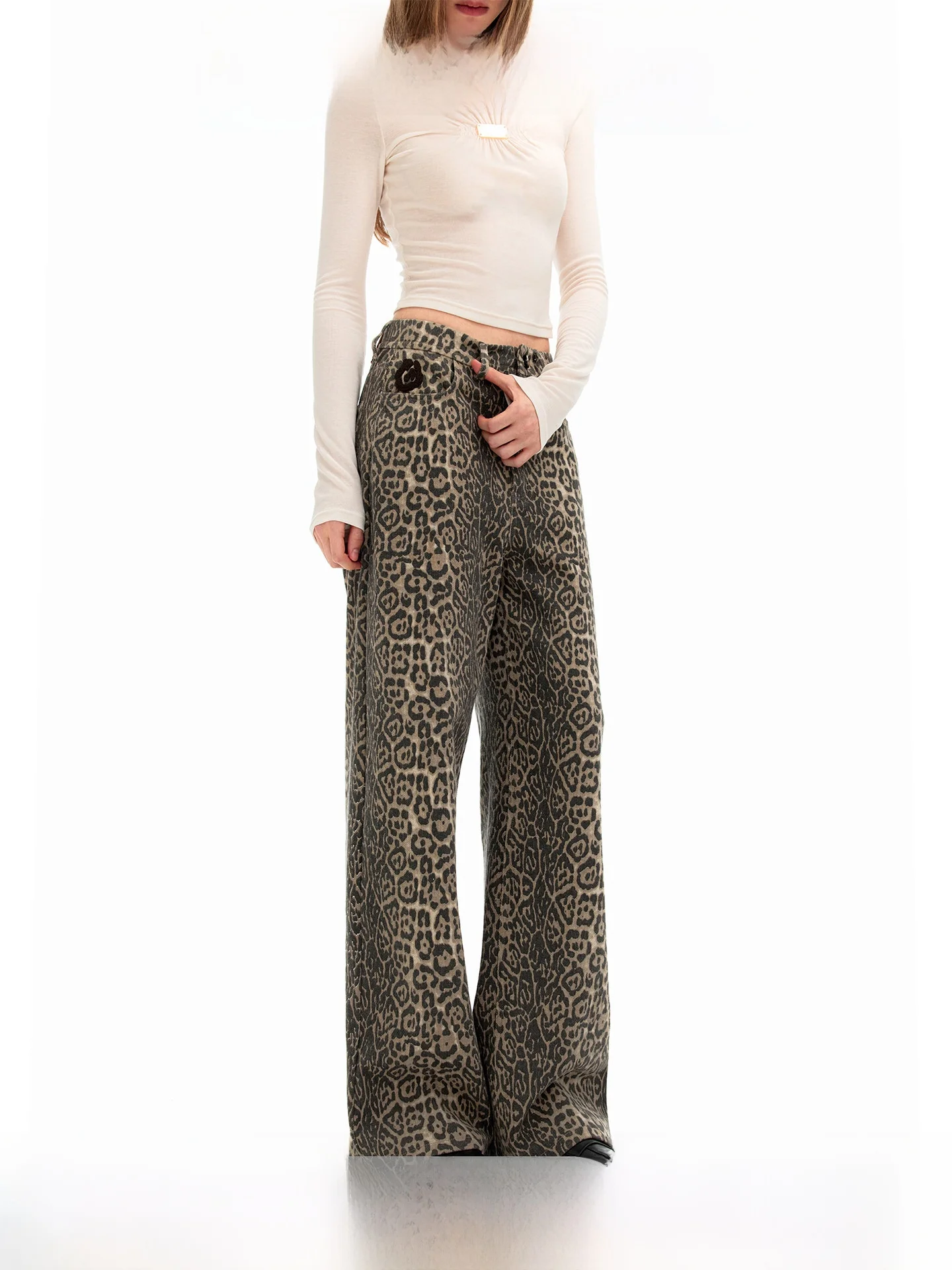 

Aiss Kiss Retro Washed Embroidered Slim Fit Leopard Print High Waist Straight Leg Casual Jeans Women's Cotton Zipper Fly