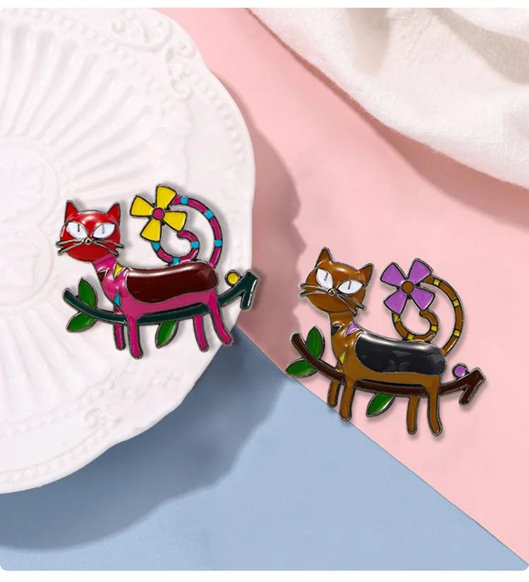 Drip oil cat brooch, cute animal chest flower pin, high-end cartoon cat pin, anti slip small pin