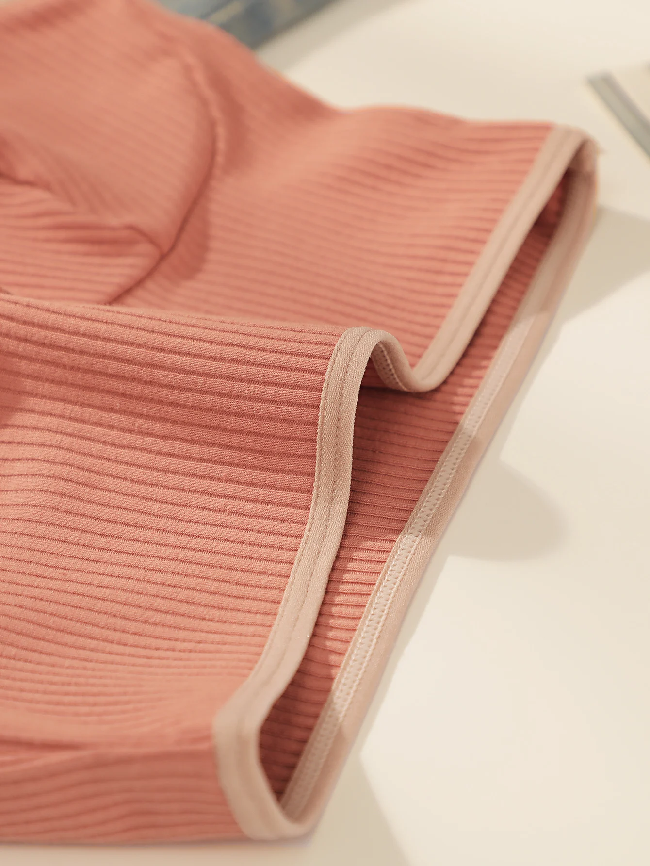 ผู้หญิงคอแขวนเซ็กซี่ชุดชั้นในไม่มีแหวนเหล็กรวบรวมและยก backless Breathable กระชับ Bra C2838