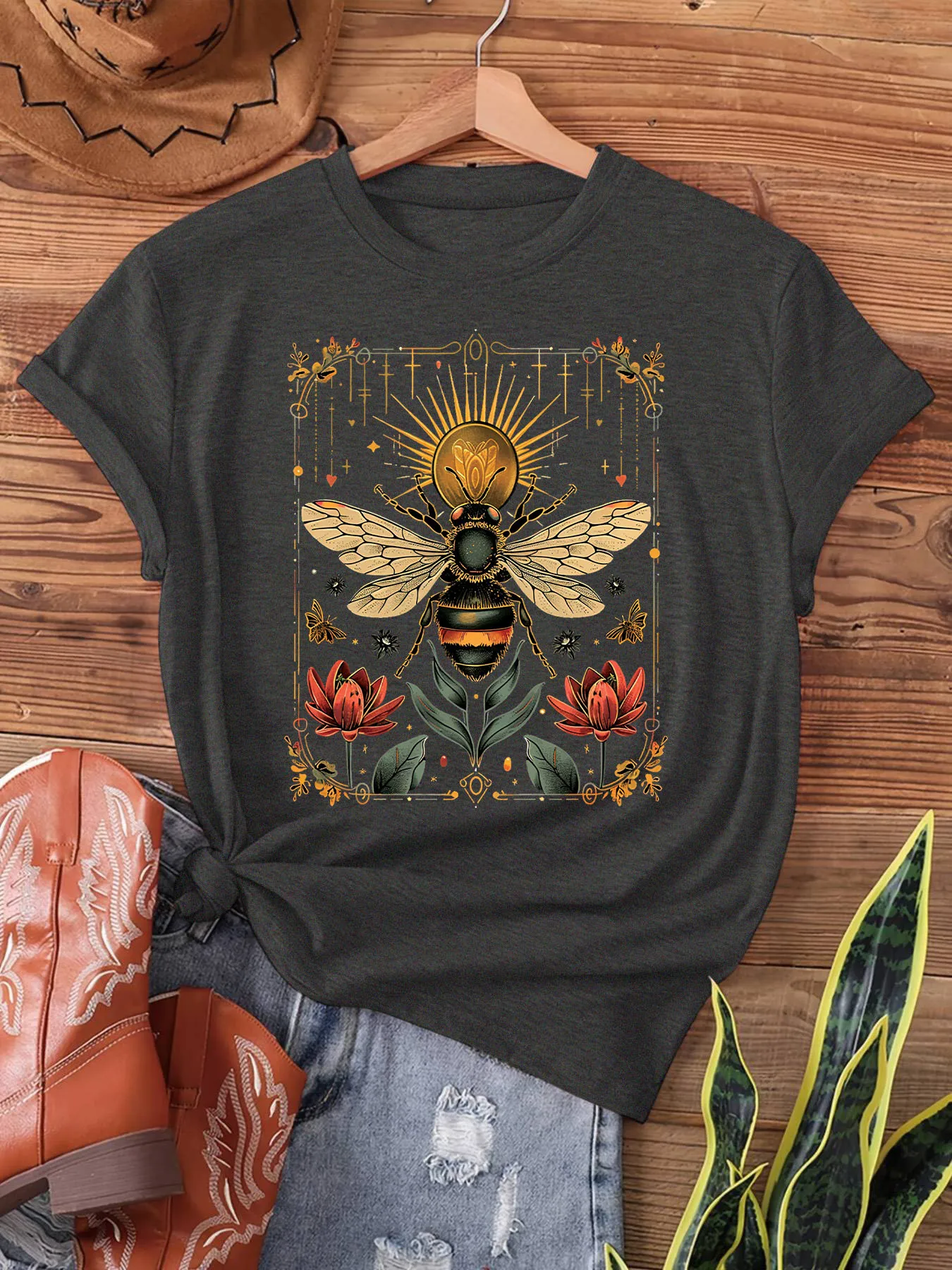 Camiseta Bohemian Bee Floral para mujer - Gráfico artístico vintage, top informal estilo boho