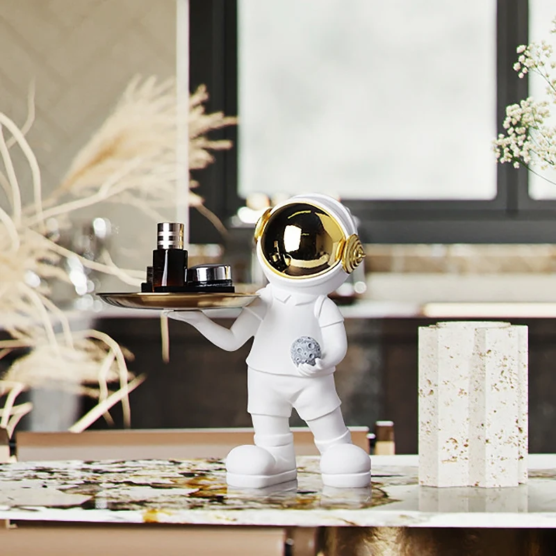 1Pcs Nordic Space Astronaut Resin Figure Key Storage Tray Porch Art Cosmetics Decoration Home Creative Decoration A