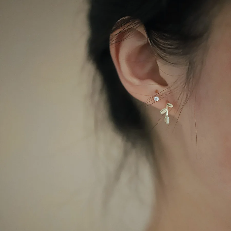 925 Sterling Silver Plated 14k Gold Earrings Small Fresh Three Leaf Earrings for Women Simple Jewelry
