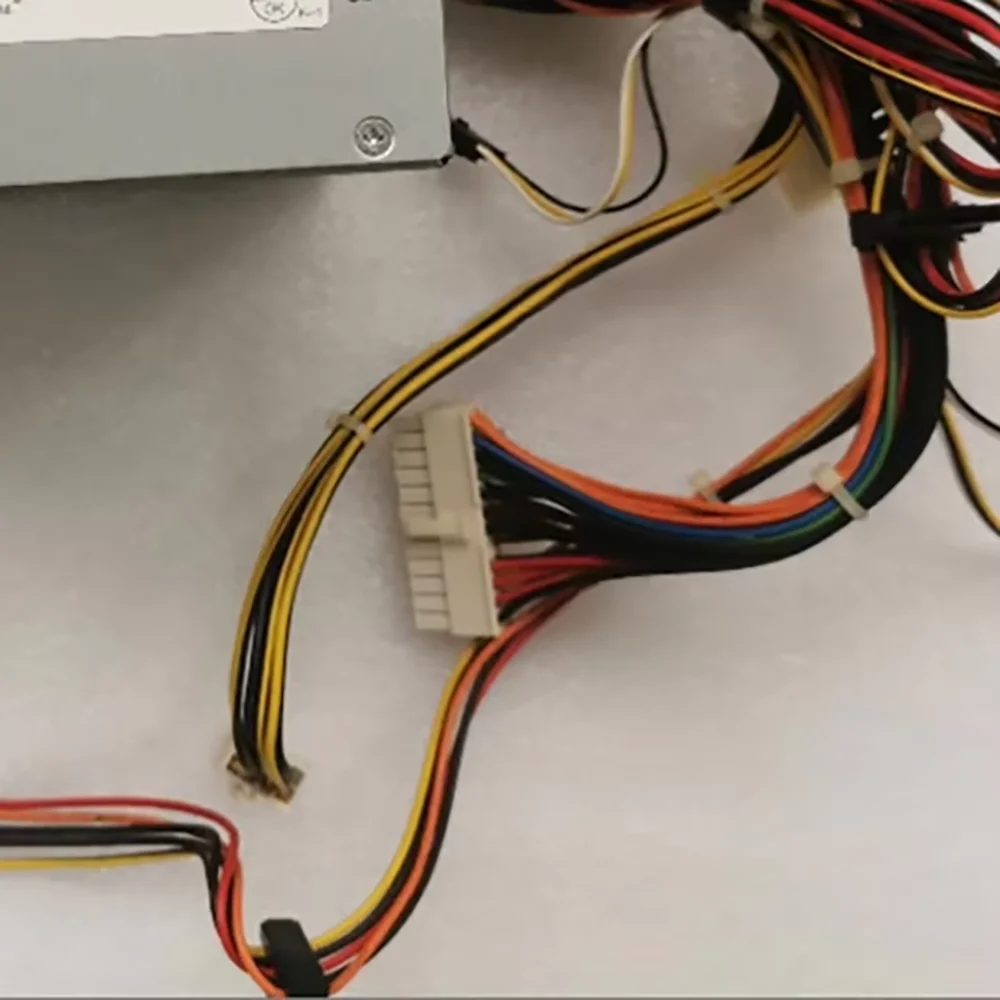 

Power Strip NQB-S-0400ADU00 PN:856-851434-101-C