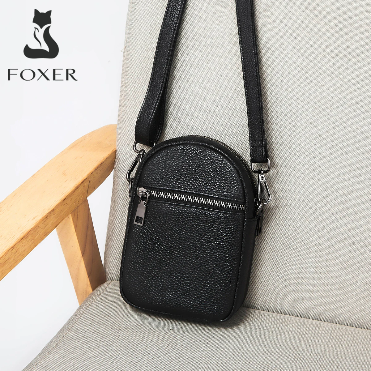 Torebka damska FOXER, skóra naturalna, prosta torebka na telefon, damska torebka crossbody na zamek błyskawiczny, mała sportowa torebka damska, portmonetka.