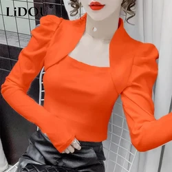 Voorjaar Nieuwe Franse Stijl Vierkante Hals Lange Mouw T-shirt 2023 Vrouwen Effen Kleur Bladerdeeg Mouw Temperament Slanke Elegante Truien